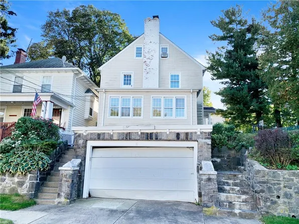 10 Greenvale Avenue, Yonkers, NY 10703