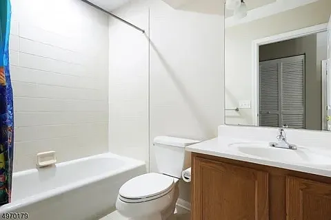 3003 King Ct — Photo 10