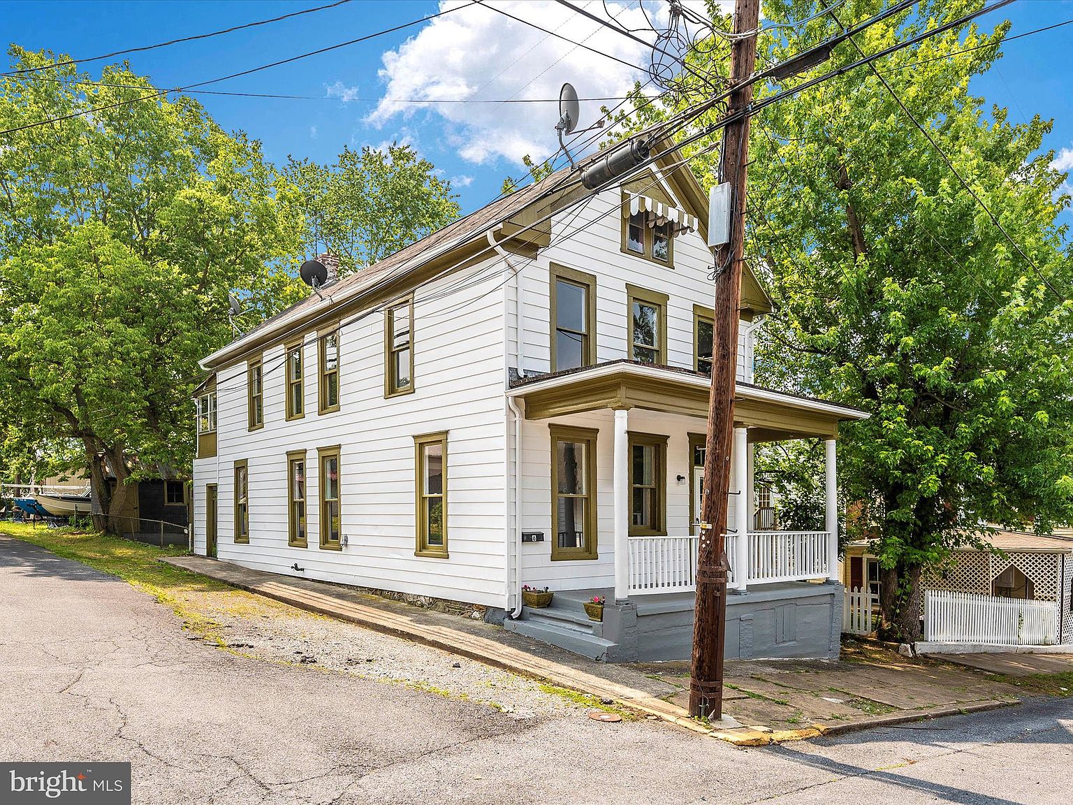 6 5th Ave, Brunswick, MD 21716 Zillow