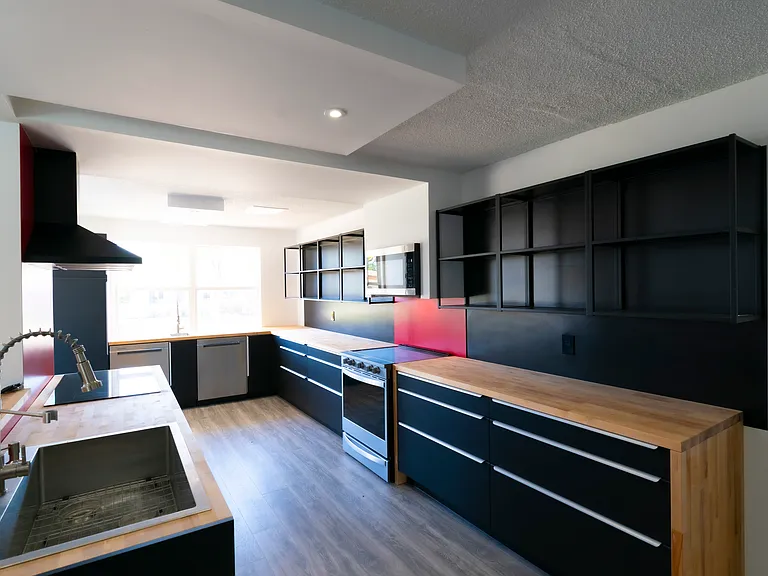 321 Cornell Dr — Photo 17