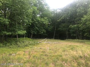 69 & 70 Panda Ln, East Stroudsburg, PA 18302