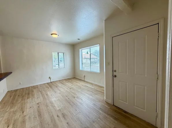 South Side Rental Near NAU & Downtown, 13 E Dupont Ave, Flagstaff, AZ 86001
