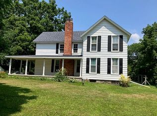 2590 Lakeville Rd, Oxford, MI 48370