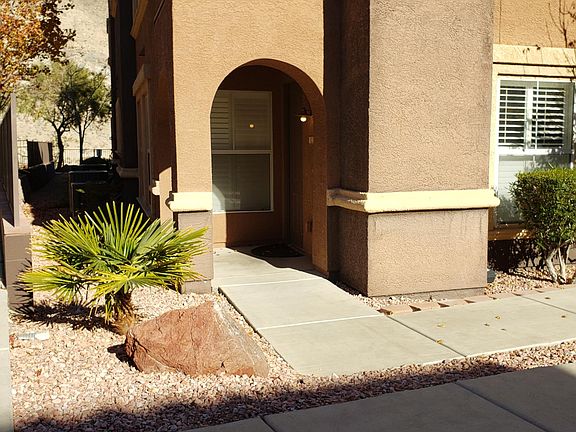 2nd image of 3975 N Hualapai Way Unit 112