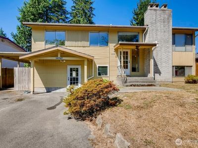 16747 6th Avenue NE, Seattle, WA, 98155