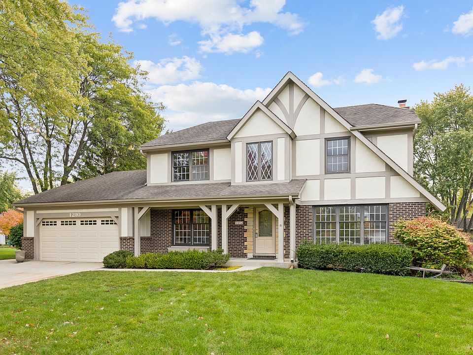 1st image of 1210 Claridge Dr