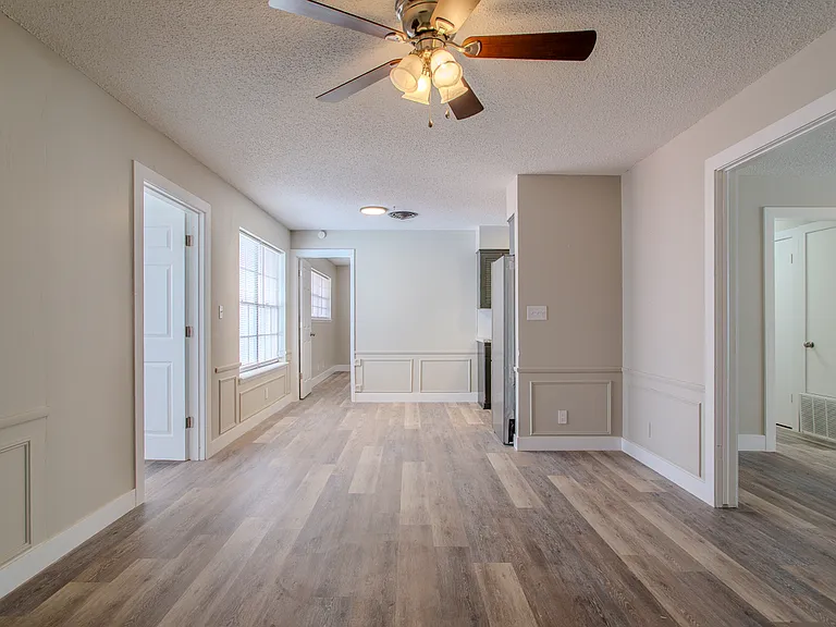 621 S Hayes St #7 — Photo 6