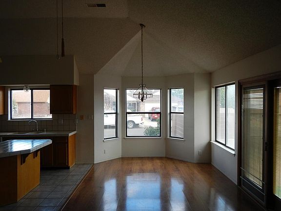 3rd image of 7100 Keel Ave NW