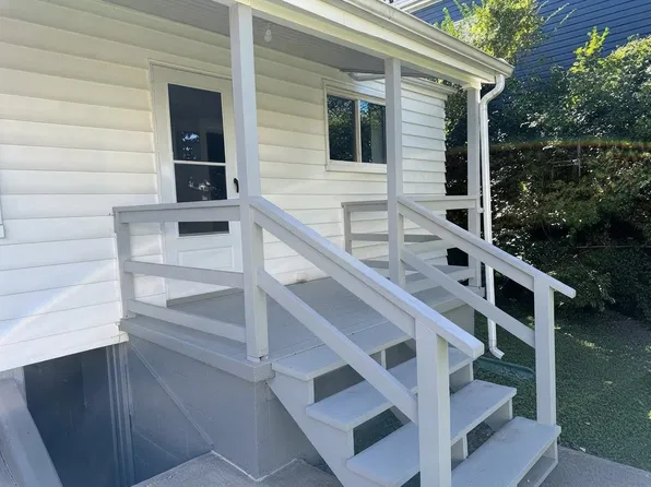 521 Euclid Ave #C, Canonsburg, PA 15317