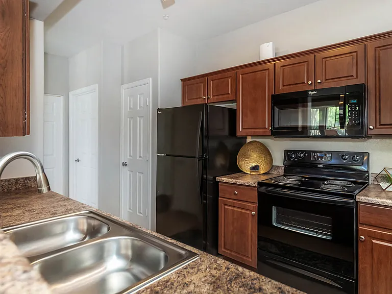 2c2 1140 SQFT 2 Bed 2 Bath