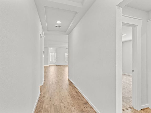 4th image of 4605 Peony Green Dr