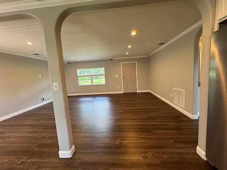 10430 Lithia Pinecrest Rd — Photo 14