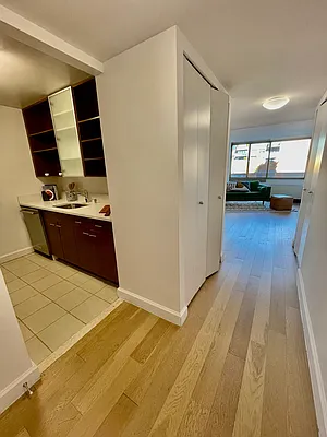 Rented by Cushman & Wakefield (Management) | media 47