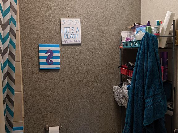 2nd image of 315 S High St APT 5