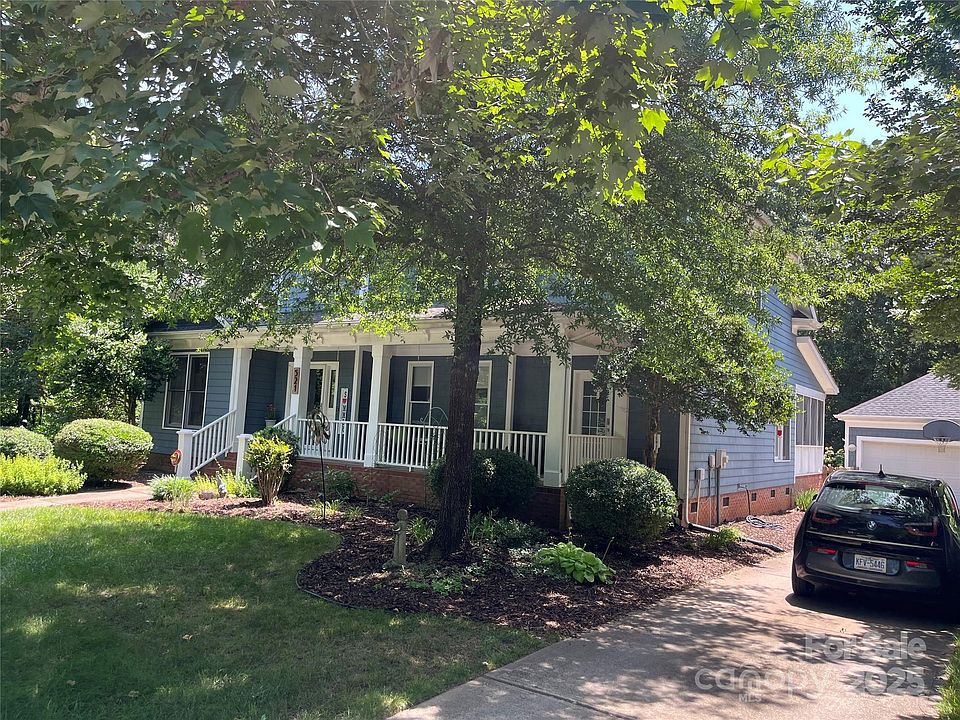 2nd image of 521 Ashby Dr