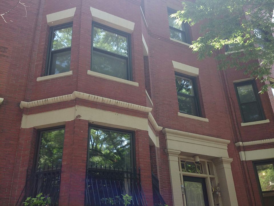 2nd image of 44 Saint Stephen St
