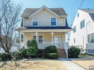 19 Union Pl, Ridgefield Park, NJ 07660