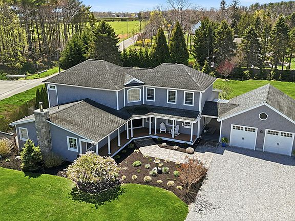 2nd image of 25 Lighthouse Rd