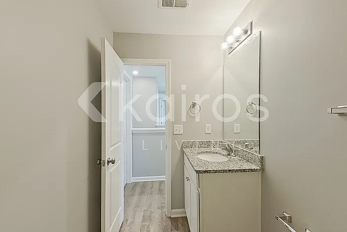 861 Vistamount Path — Photo 16