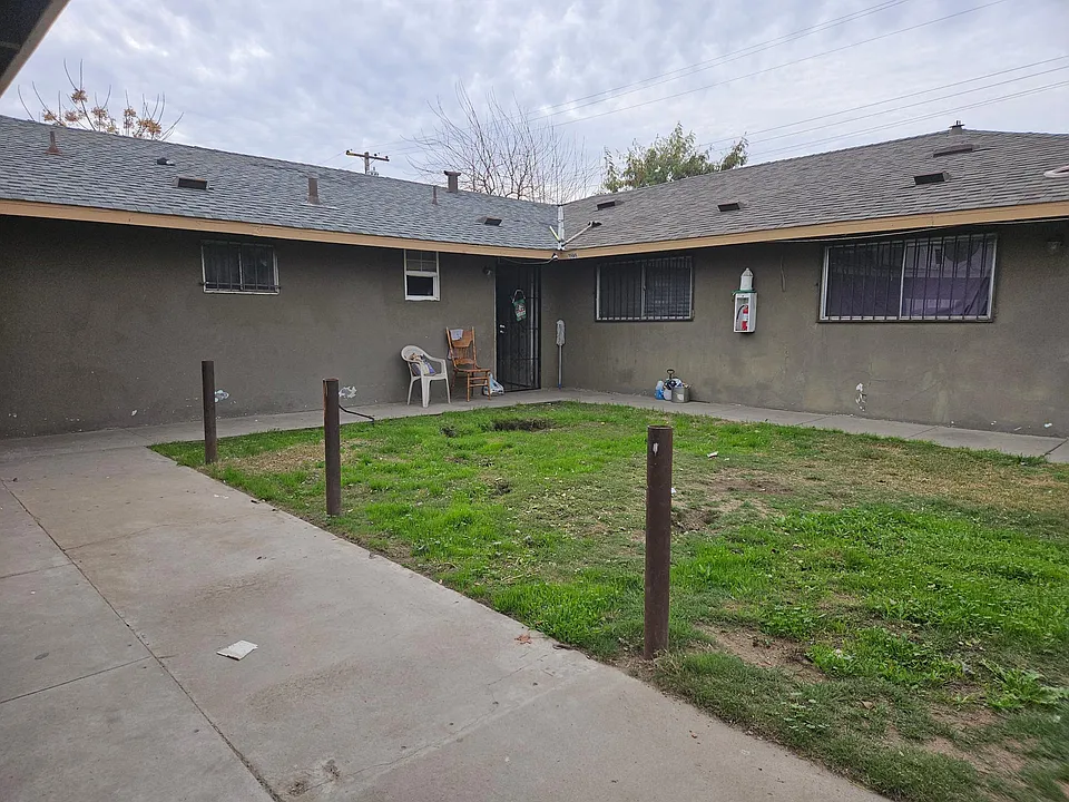 1563 N Brooks Ave #1563