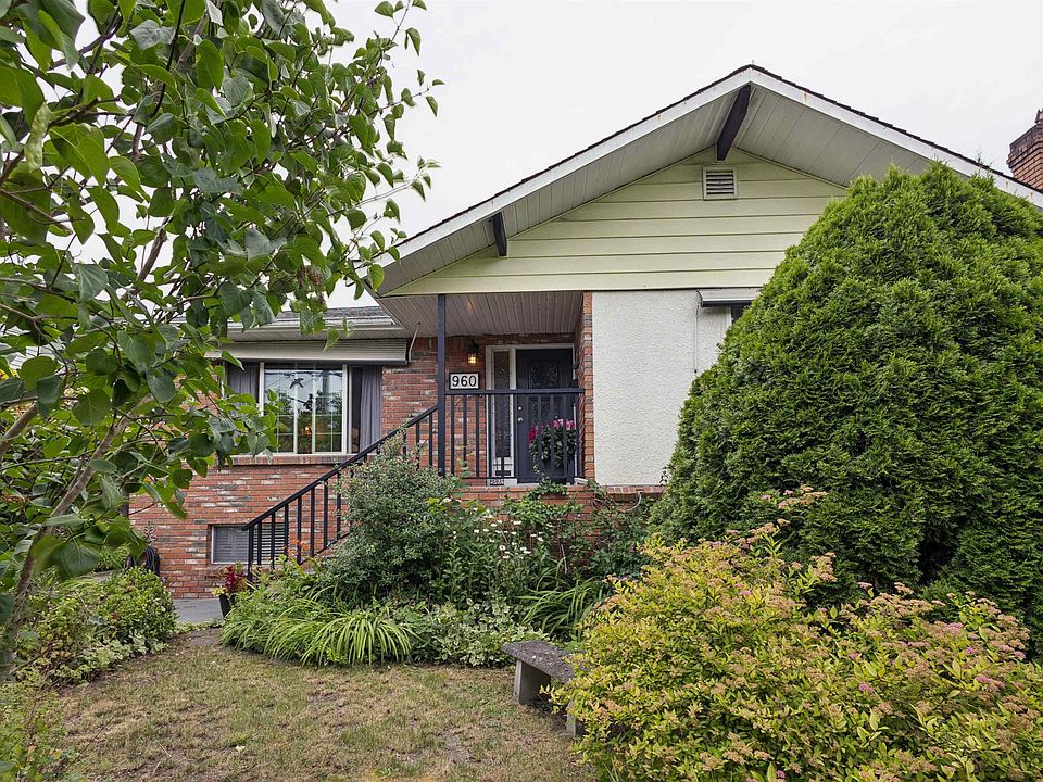 1st image of 960 Cliff Ave