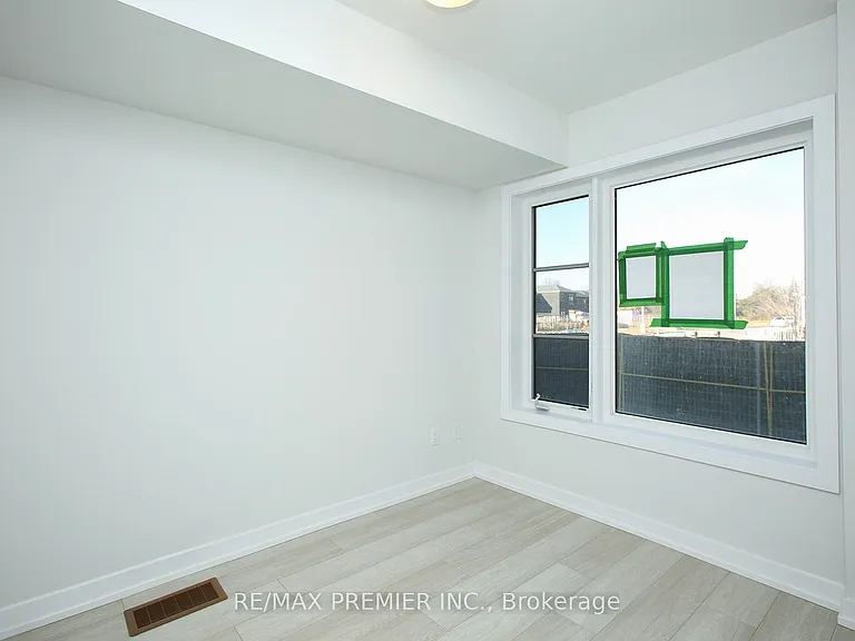 128 Brockley Dr — Photo 21