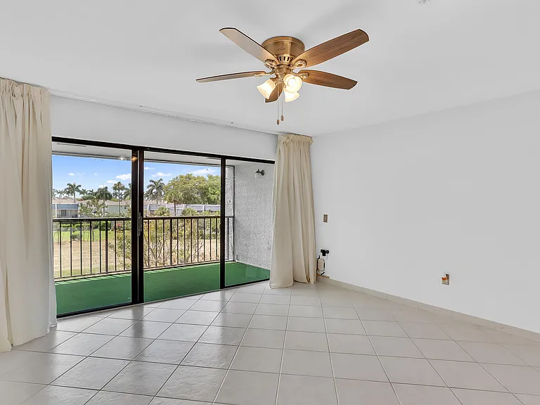 4290 Deste Ct #301 — Photo 4