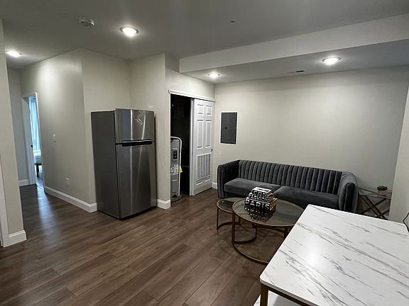 2nd image of 42 N 40th St Unit 5