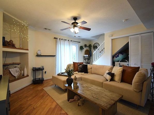 1476 Tenbury Dr