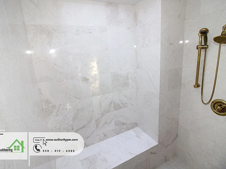 3350 Mountain Oak Dr — Photo 42