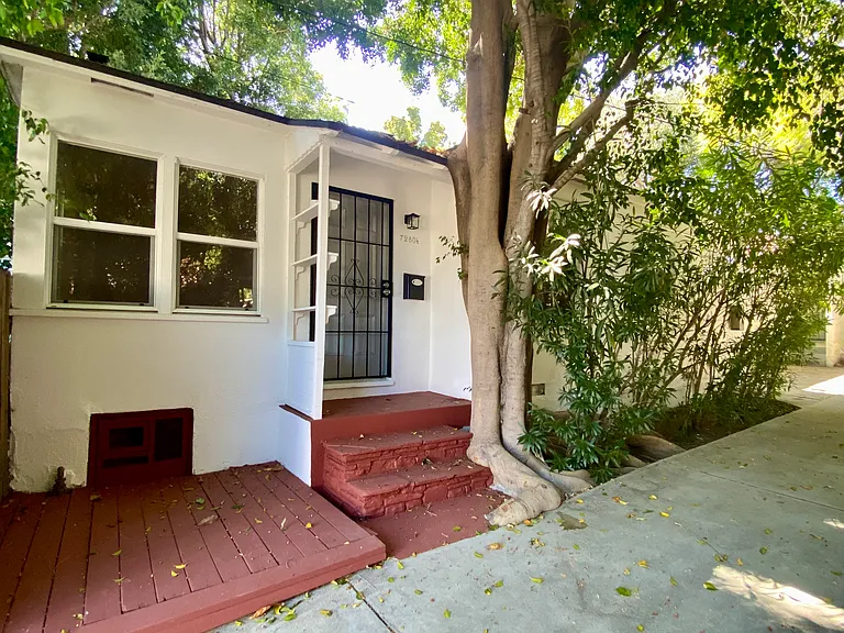 1/2 Fountain Ave — Photo 15
