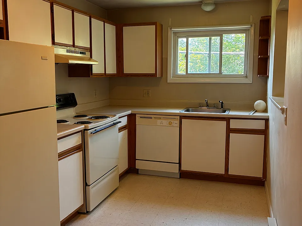 37 Fairmount St #11