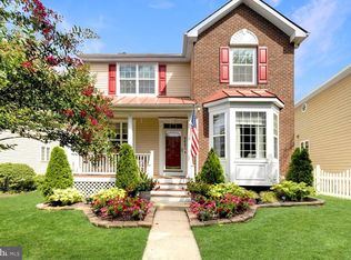 9693 Royal Crest Cir, Frederick, MD 21704