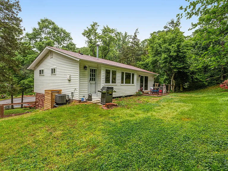 8805 Menard Ct — Photo 29