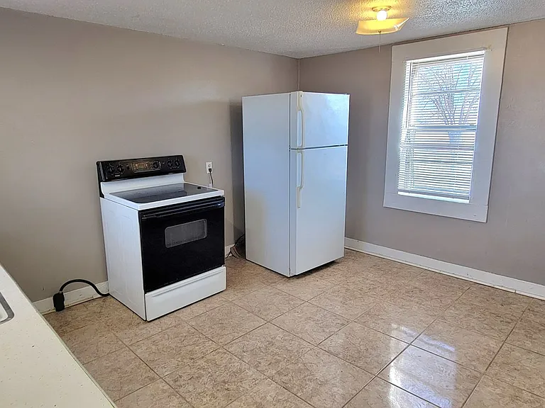 1103 N Boston Ave — Photo 5