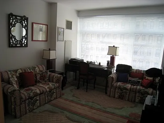 Rented by Miriam Izsak Realty  LLC | media 35