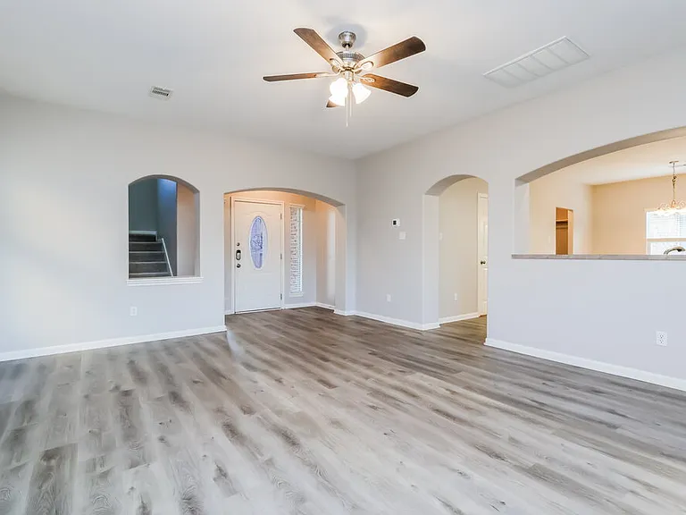 985 Oak Falls Dr — Photo 6
