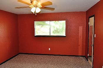 3rd image of 1505 Mora Ln