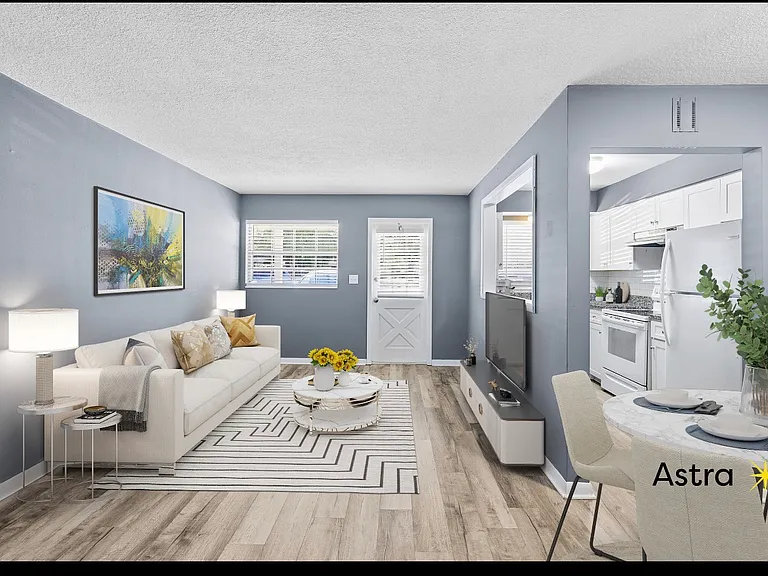 801 60th St N #109 — Photo 2