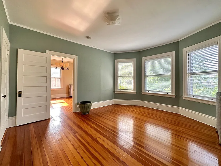 41 Irving Ave #1 — Photo 18
