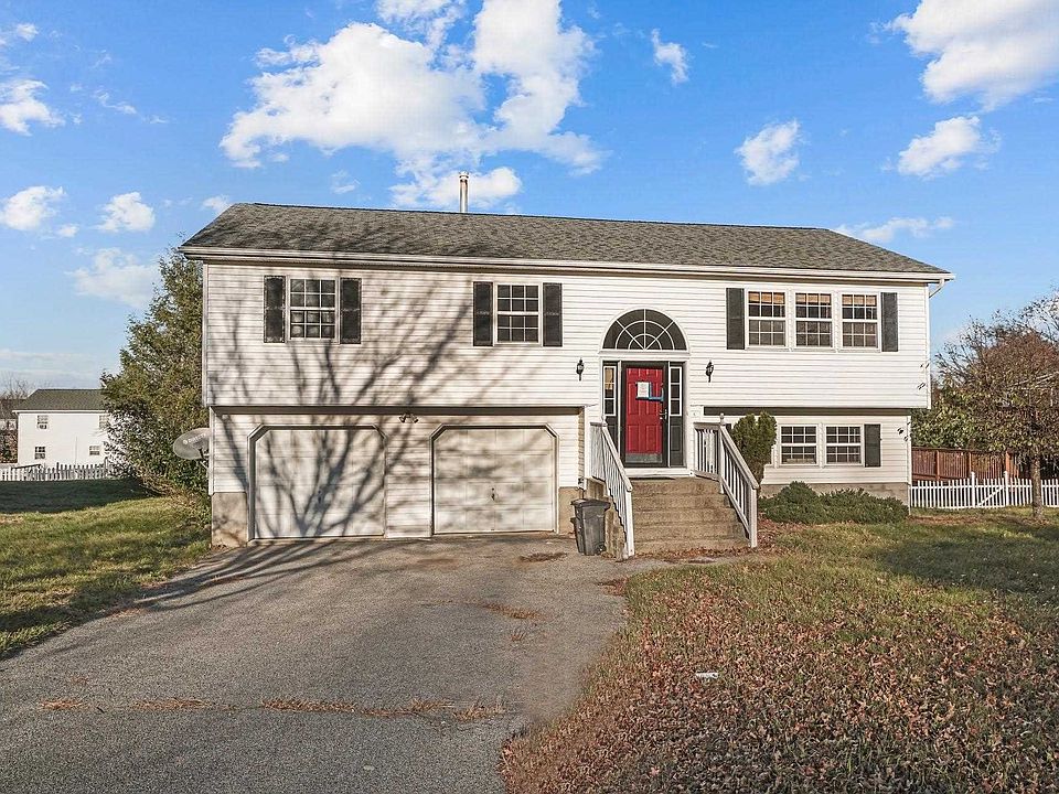 1st image of 39 Wavey Willow Ln