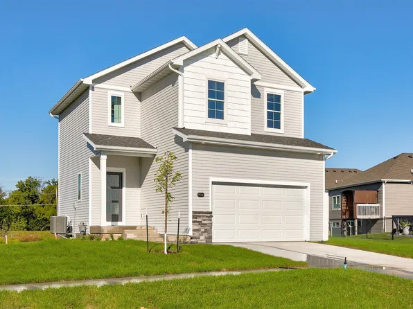 9946 Watermeadow Cir, Johnston, IA 50131