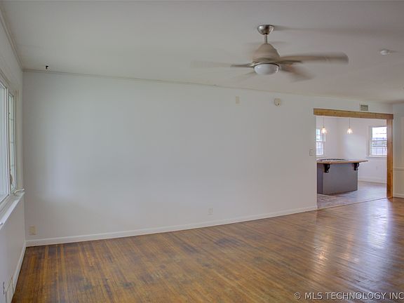 5th image of 409 S 79th East Ave