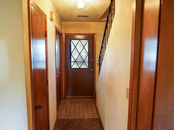 4th image of 1438 109th Ln NW
