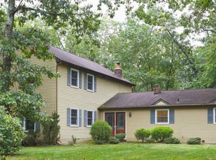 5 Mill Park Ln, Marlton, NJ 08053