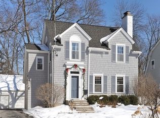 1333 Saint Johns Ave, Highland Park, IL