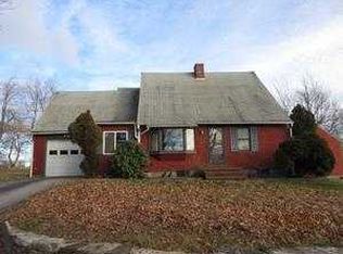 239 Pleasant St, Leicester, MA 01524