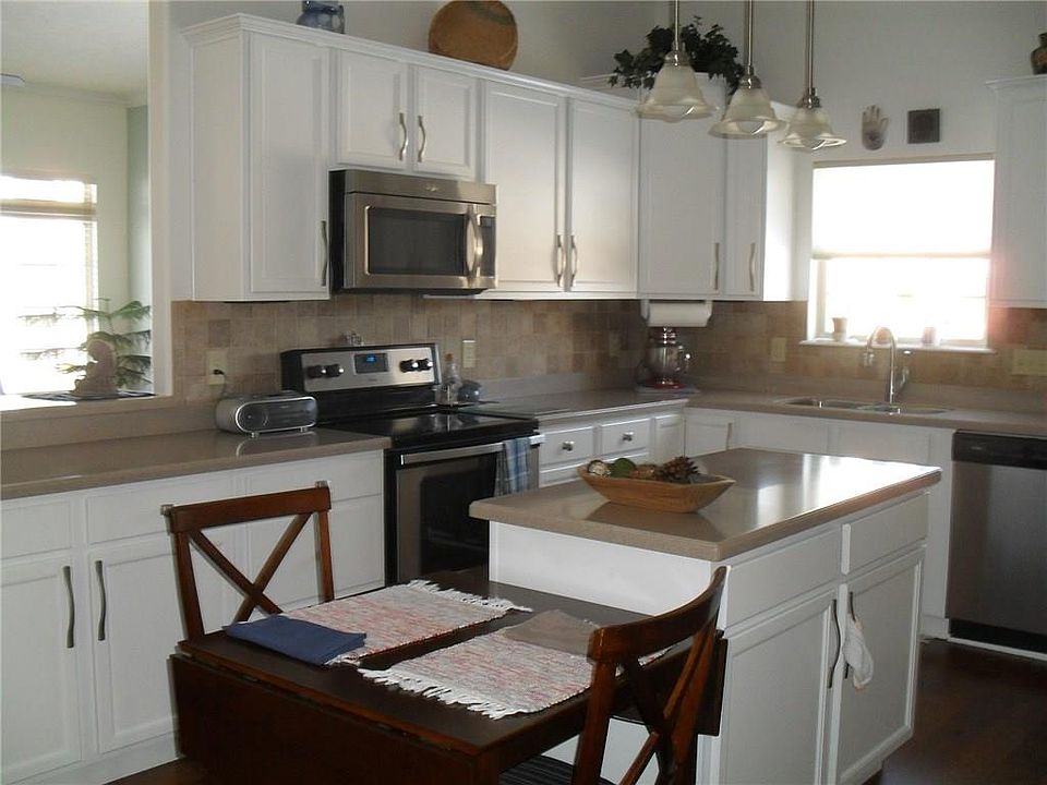 2nd image of 55 Copperleaf Dr