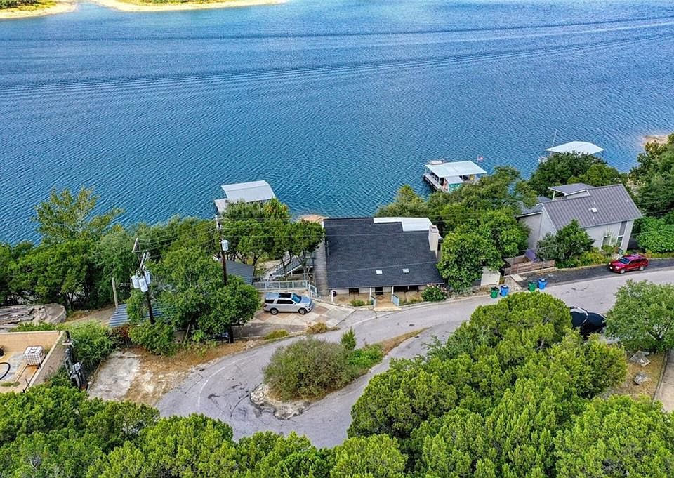 1st image of 5901 Lakeshore Dr