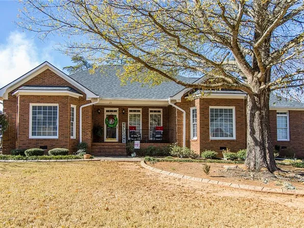 25 Club View Dr SE, Rome, GA 30161